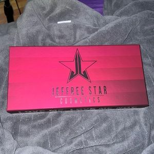 Jeffree Star Love Me, Love me not lipstick bundle